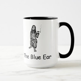 A caneca azul da orelha