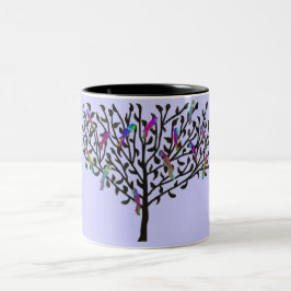 A caneca da árvore do papagaio