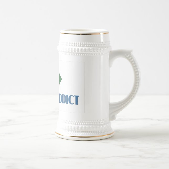 A caneca de cerveja do viciado de Mahjong (Direita)