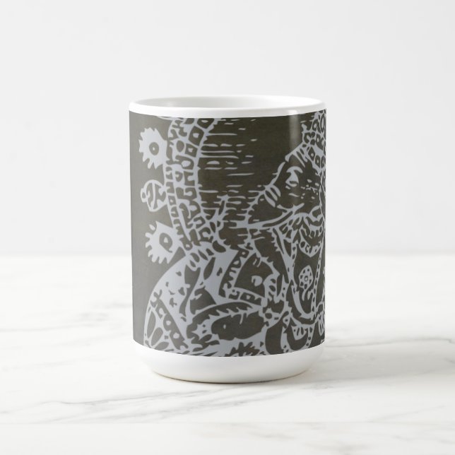 A caneca de prata de Ganesh - adicione seu próprio (Centro)