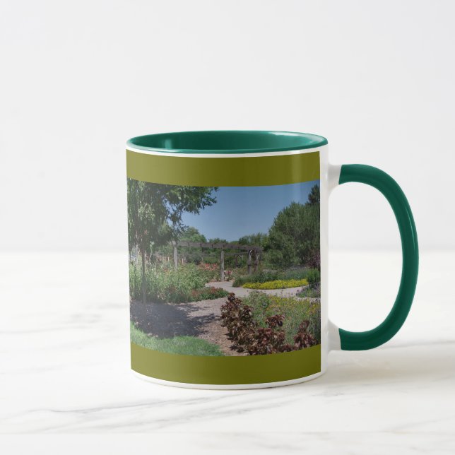 A caneca de Seat de jardim (Direita)