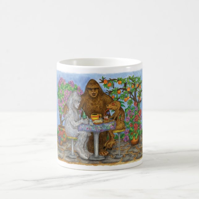 A caneca do café de Cryptid (Centro)
