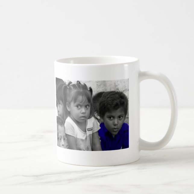 A caneca do café do campo de oleiro (Direita)