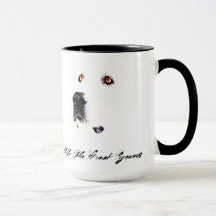 A caneca do olhar fixo de Pyrenees