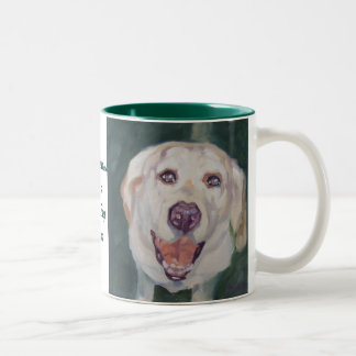 A felicidade da caneca de labrador retriever é.