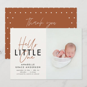 A foto de script moderno olhou um pequeno