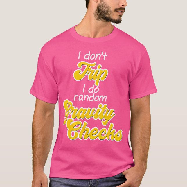 A Gravidade Engraçada É Uma Camisa Que Sobe Grav A (Frente)