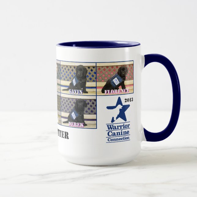 A maca da honra investe a caneca (Direita)