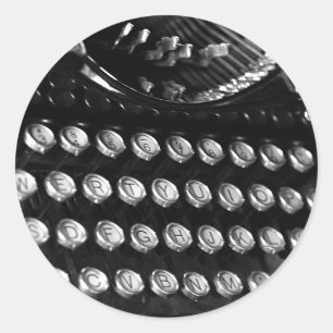 A máquina de escrever fecha a etiqueta