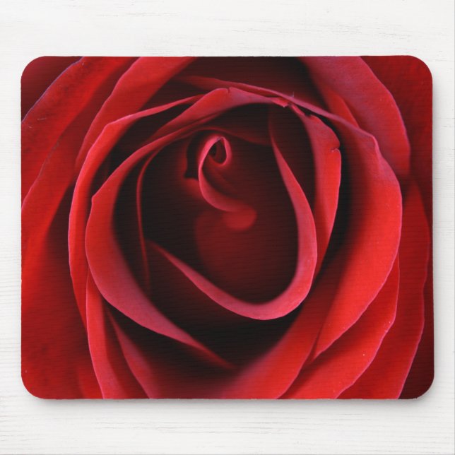 A rosa vermelha customizável fecha acima Mousepad (Frente)