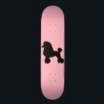 A saia cor-de-rosa da caniche inspirou o skate<br><div class="desc">Estoire seus meias do bobby e calçados de sela e comece a dança, er, skateboarding! Esta saia cor-de-rosa da caniche inspirou olhares do skate como uma saia clássica da caniche dos anos 50. As características de design uma silhueta preta de uma caniche em um fundo cor-de-rosa. Está começando a olhar...</div>
