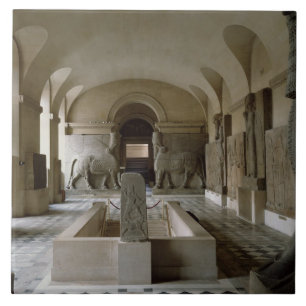 A sala Assyrian no Louvre em Paris (foto)