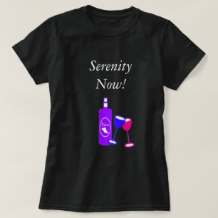 A serenidade Wine agora camisa do T das mulheres