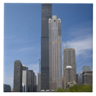 A Torre Willis (anteriormente a Torre Sears) se ap