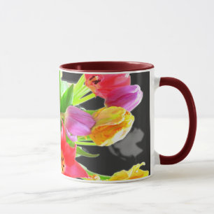 A tulipa floresce a caneca