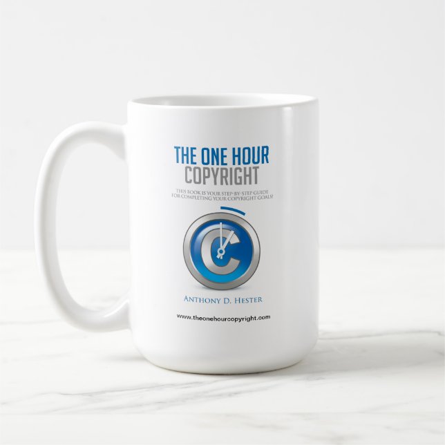 A uma caneca de café de Copyright da hora (Esquerda)