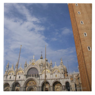 A Veneza quadrada de St Mark da torre da basílica