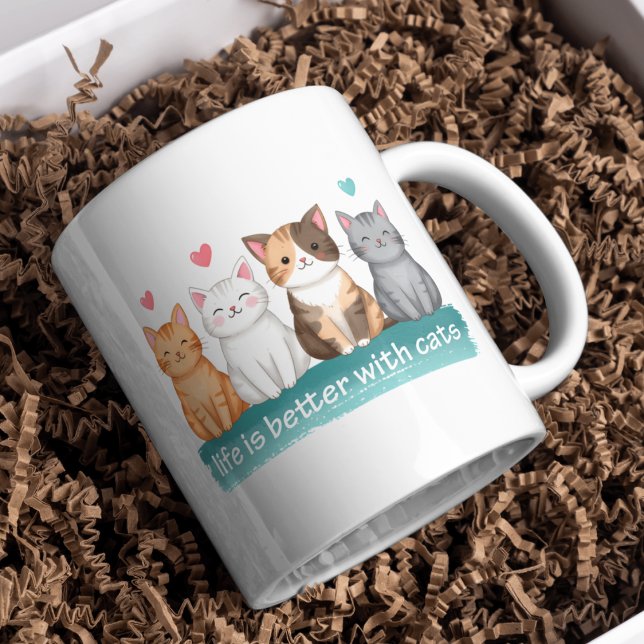 A Vida É Melhor Com Gatos Caneca de Café para Aman (Criador carregado)