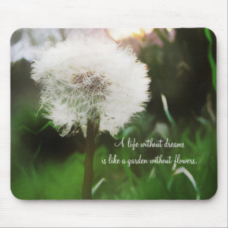 A vida sem sonhos. Dandelion Dreams Mousepad