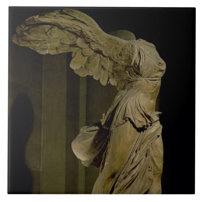 A vitória de Samothrace (mármore de Parian) (veja (Frente)