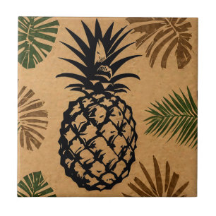 Abacaxi com Folhas Tropicais