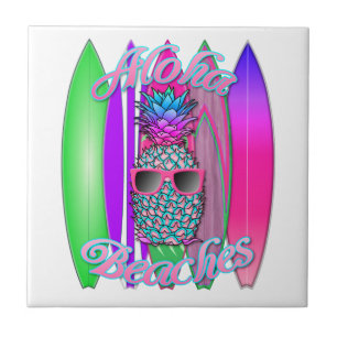 Abacaxi surfando Aloha do divertimento tropical