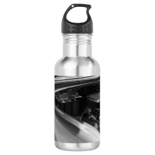 Abaixo Da Garrafa De Água Do Capuz