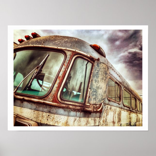 Abandoned Bus Poster (Frente)
