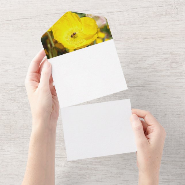 Abelha Banhada em Amarelo (Aba destacável)