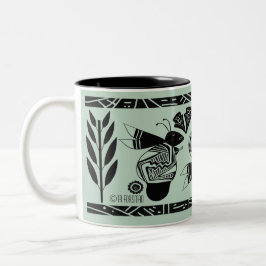Abelhas antigas e flores na caneca dourada