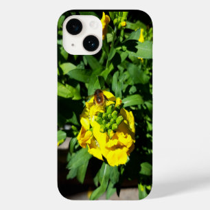 Abelhas nas Flores Amarelas