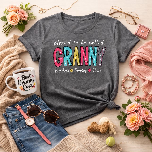 Abençoado por ser chamado de Netos Personalizados  (Blessed to be called Granny shirt - add grandkids names to personalize)