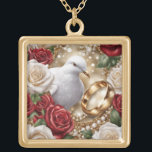 Acabamento de ouro de colar de casamentos<br><div class="desc">Grande Mantenha sua imagem favorita, design ou palavras de inspiração feche seu coração com este lindo e personalizado colar de acabamento dourado. Escolha entre várias opções de tamanho, estilo e cor criar o acessório perfeito. O colar chega a um saco especial de feltro preto que é perfeito para dar. Dimensões:...</div>