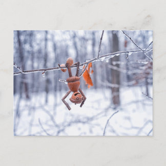 Acorn elf no inverno gelado - cartão postal de inv