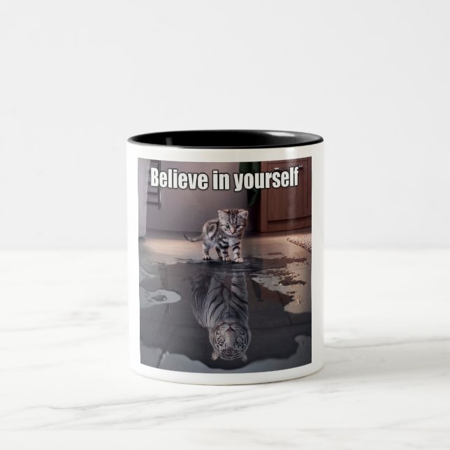 "Acredite em o senhor mesmo" o preto caneca do (Centro)