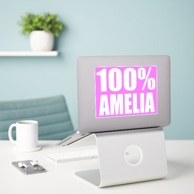 Adesivo 100% Nome Amelia (Laptop na mesa)