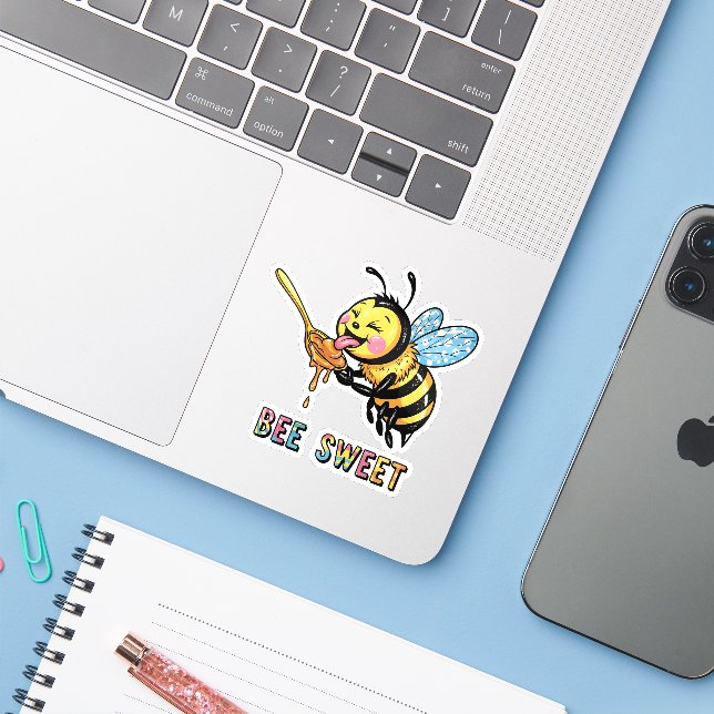 Adesivo Abelha Doce (Notebook com iPhone)
