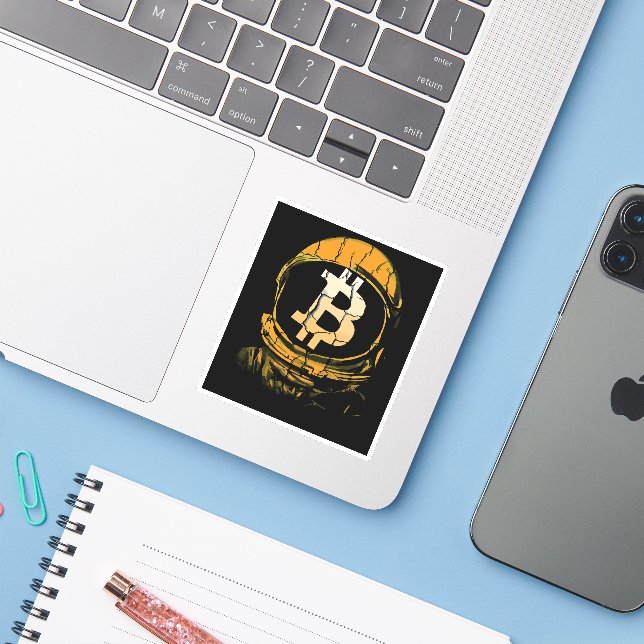 Adesivo Astronauta Criptográfico de Bitmoeda (Notebook com iPhone)