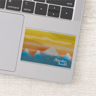 Adesivo Aventura Aguarda O Pôr Do Sol Da Montanha