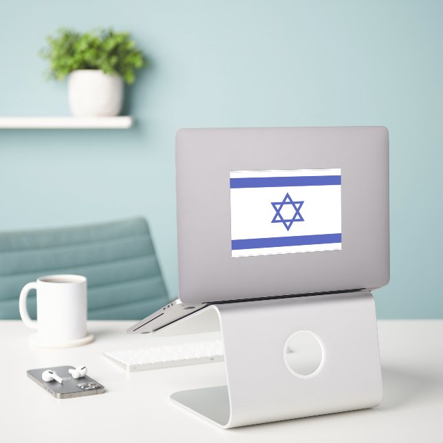 Adesivo Bandeira de Israel (Laptop na mesa)