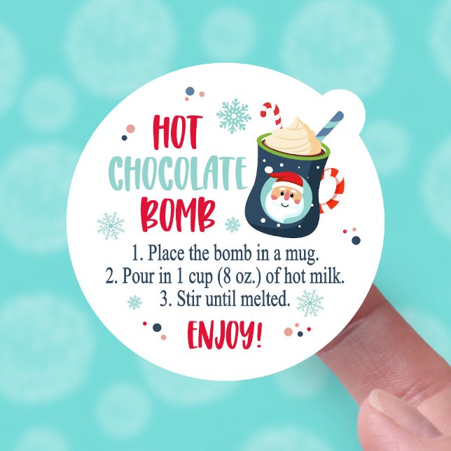 Adesivo Bomba de chocolate quente com chocolate (mockup of hot chocolate bomb sticker)