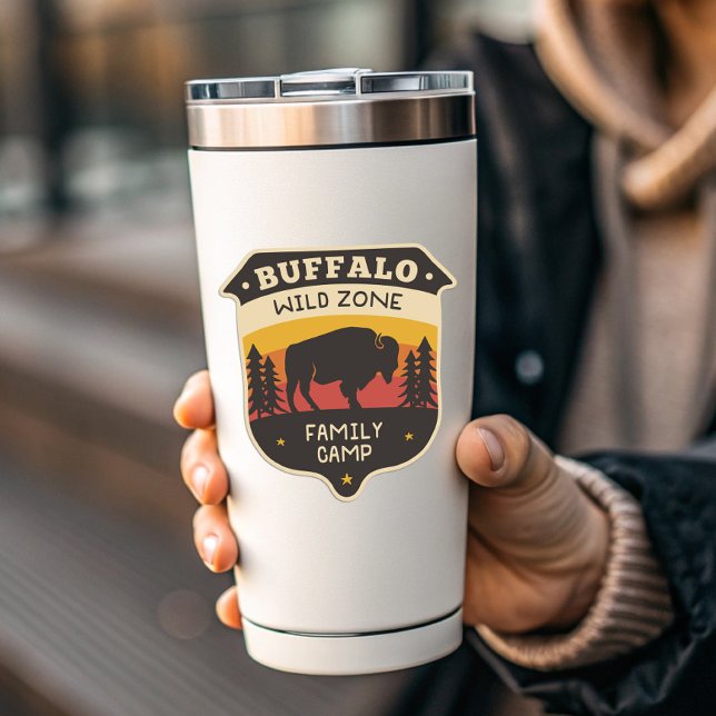 Adesivo Camping da Zona Selvagem de Buffalo | Autocolante (Buffalo Wild Zone Camping Vinyl Sticker by PiggyPrint Stickers.)