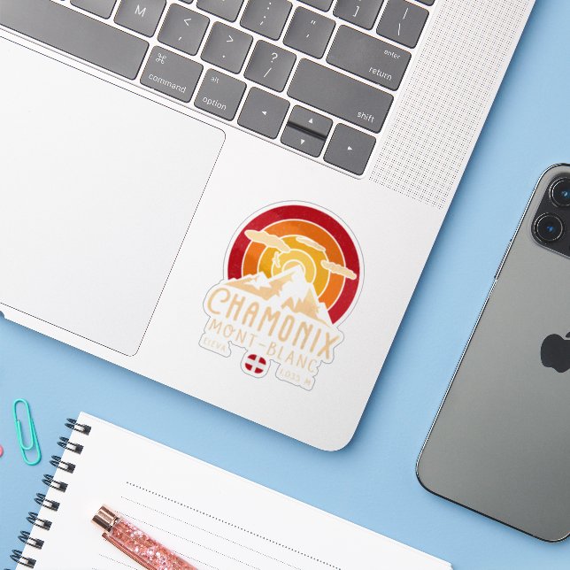 Adesivo Chamonix França Retro Sunset Skiing Souvenirs 80s (Notebook com iPhone)