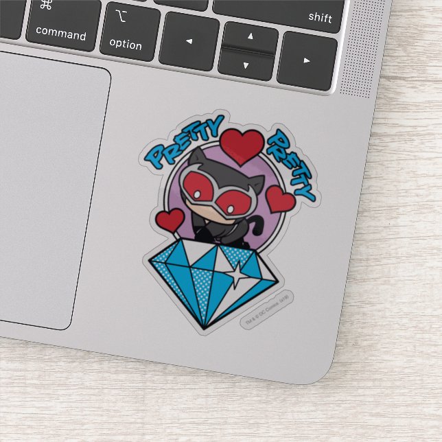 Adesivo Chibi CatWomen Sentada Em Alto Diamante (Detalhe)