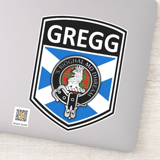 Adesivo Clan MacGregor Crest & Tartan Saltyre - Gregg (Detalhe)