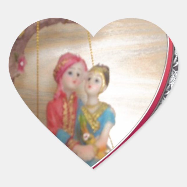 Adesivo Coração Casal Asiático no Swing em Coração Impressão de Ar (Frente)