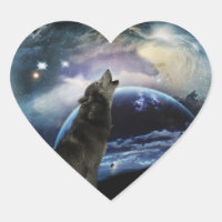 Lobo uivando na lua