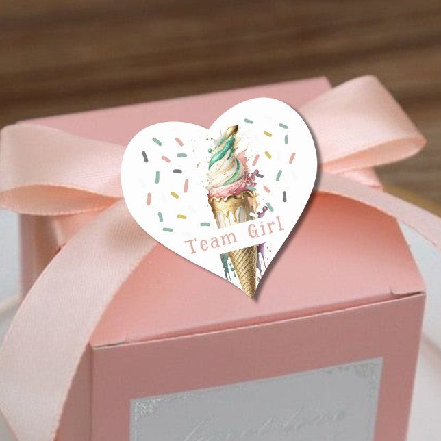 Adesivo Coração O que é que é uma rapariga? (Criador carregado)