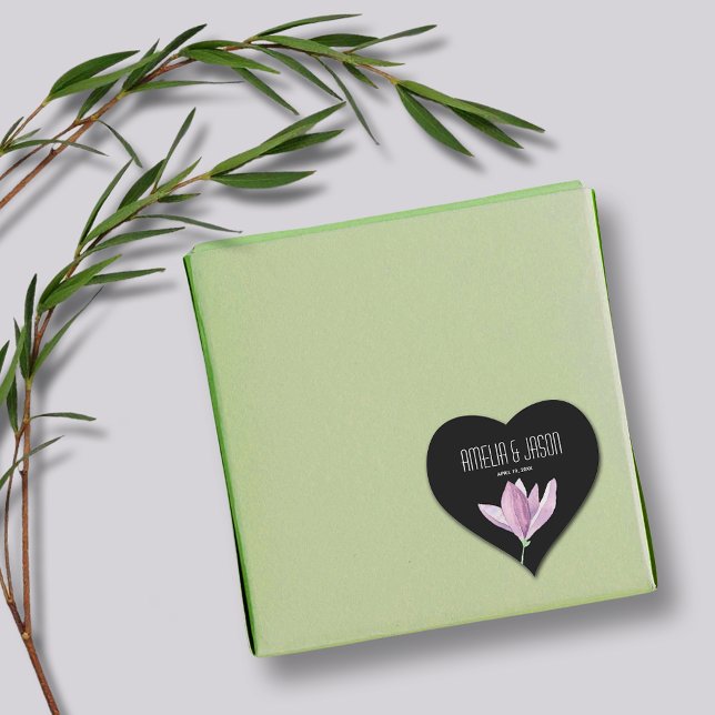 Adesivo Coração Púrpura Magnolia Floral Weding Favor em Preto (Magnolia Floral Wedding Favor Black Heart Shaped Stickers)