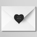 Adesivo Coração Simples minimalista e elegante favor de casamento<br><div class="desc">Simples e elegante favorito para o casamento preto presente. Um adesivo de forma cardíaca com um clássico roteiro de caligrafia na moda. Fácil de personalizar com seus detalhes! Adequado para casamentos temáticos neutros formais. Por favor, note que a cor de fundo pode ser alterada para corresponder ao seu esquema de...</div>